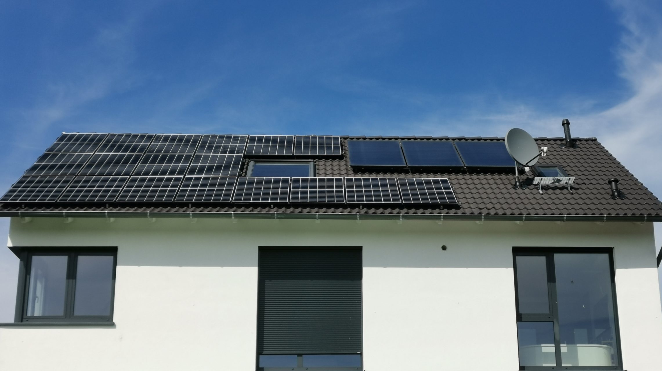 Bild einer Photovoltaik Dachinstallation